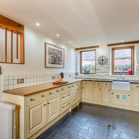 Pandy Farmhouse - Panoramic Mountain Views Within Snowdonia'S National Park - 4X4 Recommended Dolgellau Esterno foto
