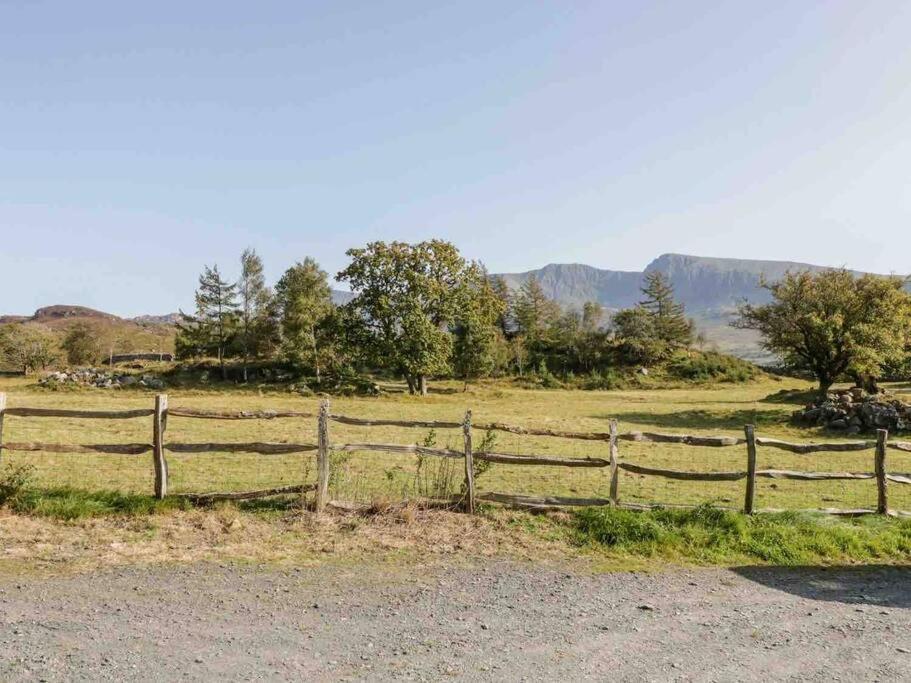 Pandy Farmhouse - Panoramic Mountain Views Within Snowdonia'S National Park - 4X4 Recommended Dolgellau Esterno foto